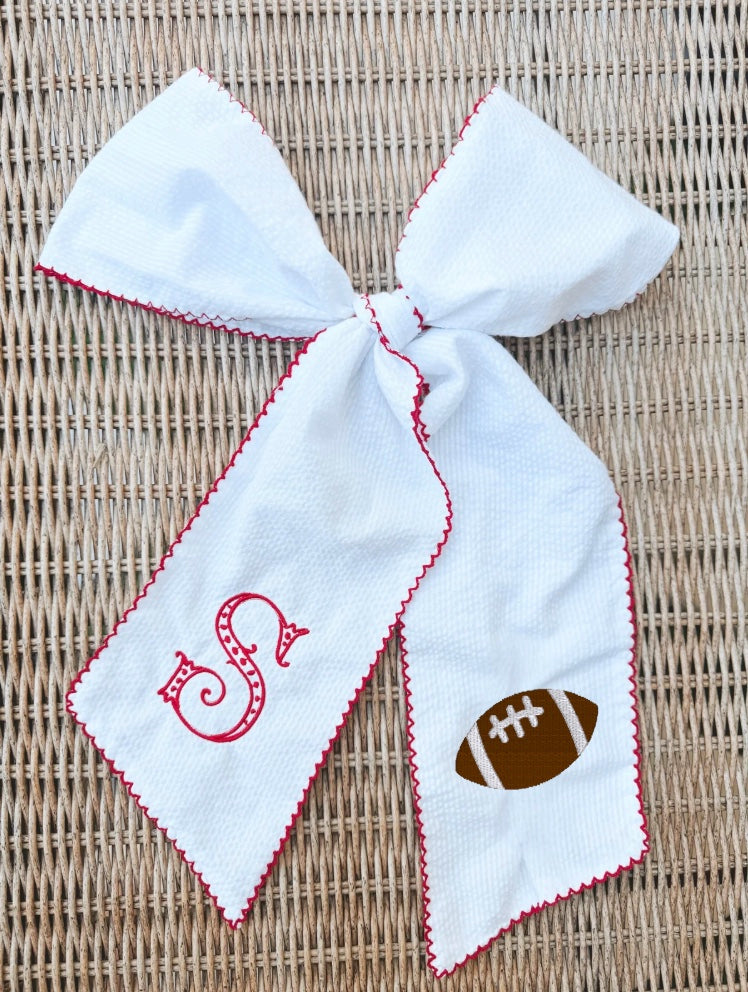 Scalloped Seersucker Wreath Sash